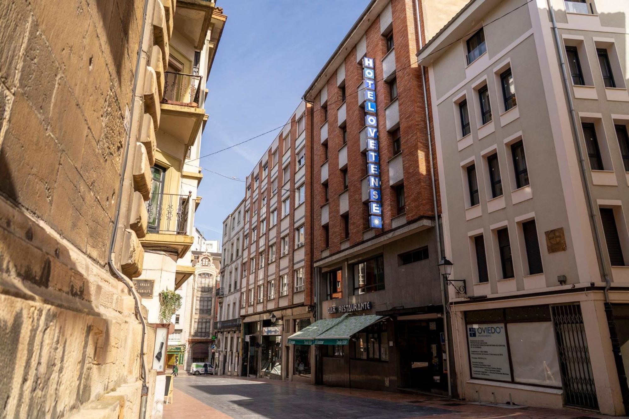 Hotel Ovetense Ов'єдо Екстер'єр фото